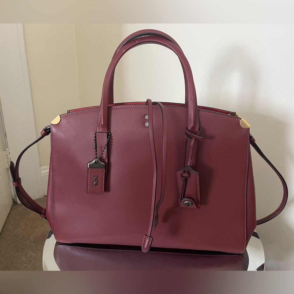 NWT Burgundy Coach Glovetanned Leather Cooper Carryall Tote - Picture 2 of 8
